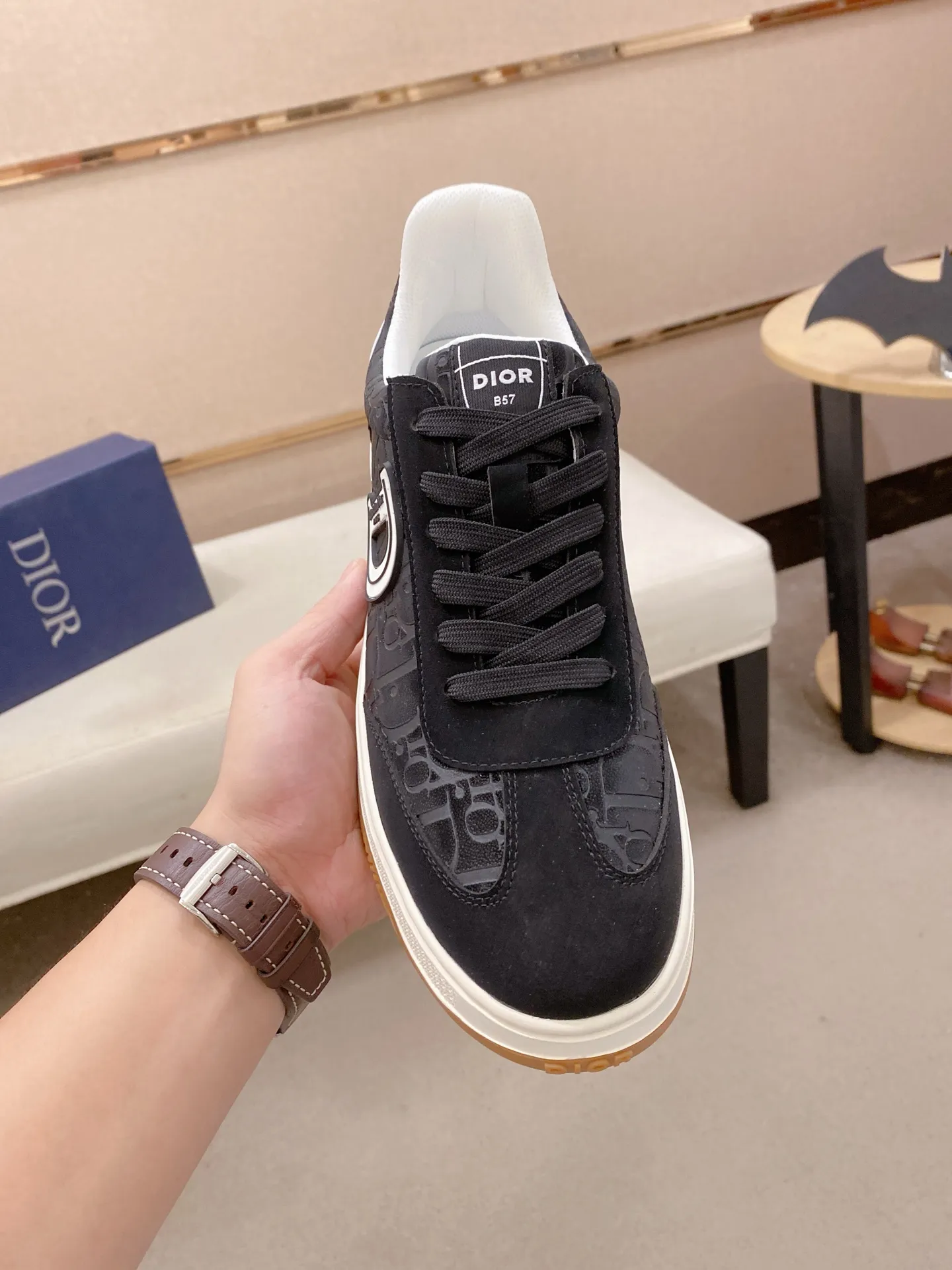 Men's shoes 💰: 400💰 [Dior·Dior] New casual sports style men's shoes, new spring and summer design, perfect workmanship, lace-up lazy style to create wardrobe quality, upper: imported cowhide, sheepskin lining is soft and comfortable, ultra-light TPU wear-resistant outsole, simple, versatile fashion men's shoes, excellent color code number 38--44. (Can be customized for 45 non-refundable)